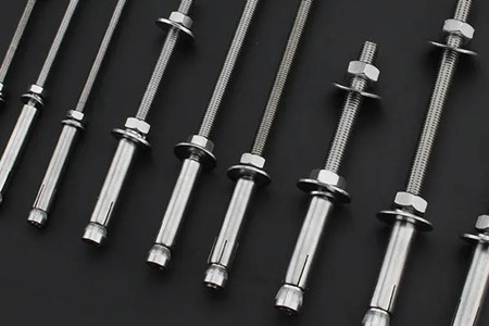 超長螺栓連接時是否需要特殊工具？扳手不可少！